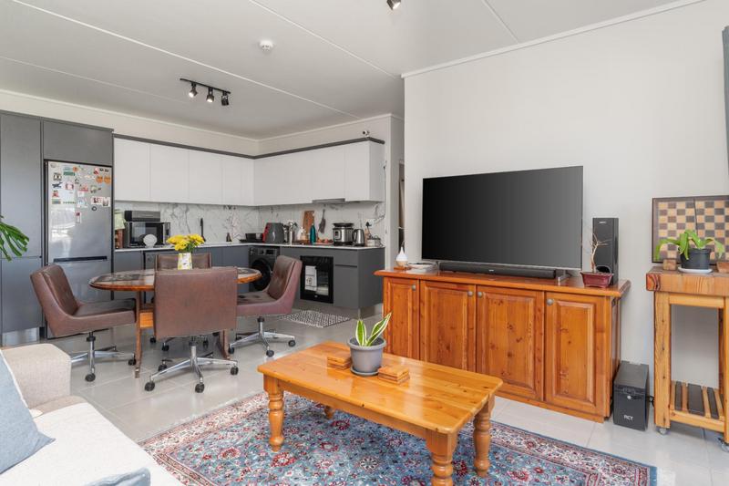 2 Bedroom Property for Sale in The Huntsman Western Cape